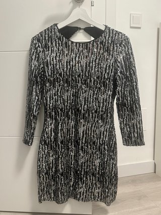 Vestido de Lentejuelas Negro y Plata Talla M