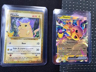 2 Cartas Pokémon Pikachu 30 Aniversario
