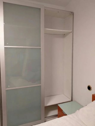 Armario IKEA PAX con puertas correderas