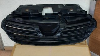 Rejilla delantera Renault Trafic