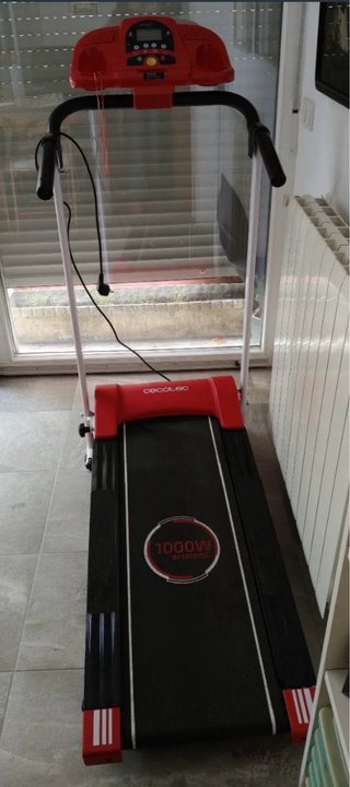 Cinta de Correr Plegable Cecotec 1000W