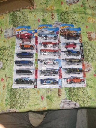 Lote de 18 Coches Hot Wheels
