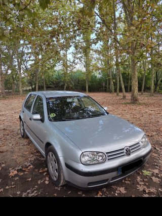 Volkswagen Golf 2003
