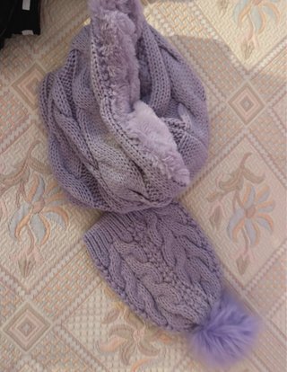 Conjunto de Gorro y Bufanda de Punto