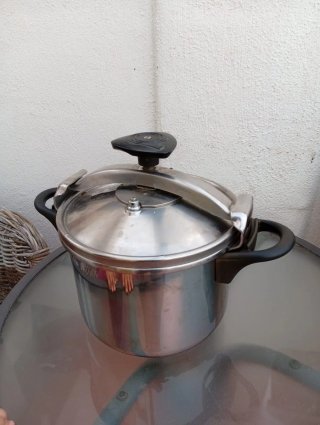 Olla a presión de metal