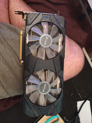 Scheda grafica KFA2 RTX 2080 Super EX non emette video