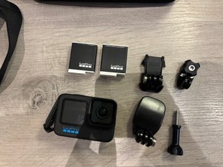 GoPro Hero 11 Black con Kit de Accesorios