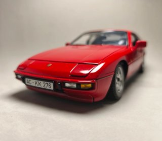 Porsche 924 Minichamps 1:18