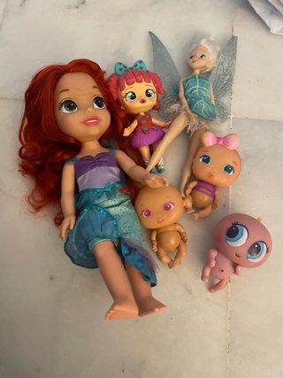 Lote de 6 muñecas variadas