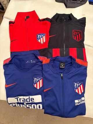 Lote 4 prendas Atlético de Madrid