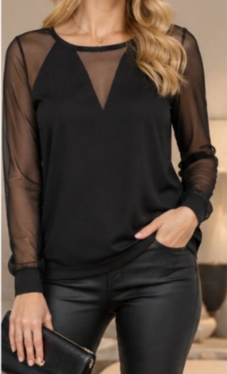 Blusa Negra con Mangas Transparentes