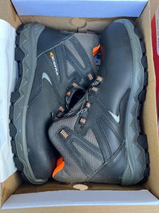 Botas de Seguridad Cofra Talla 42