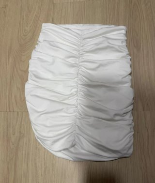 Falda Blanca Fruncida