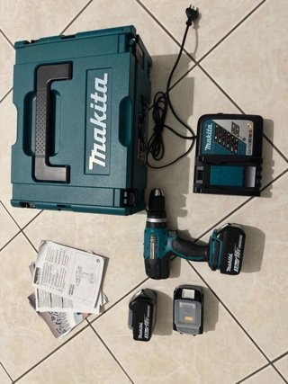 Taladro Makita DHP453RF con 3 Baterías