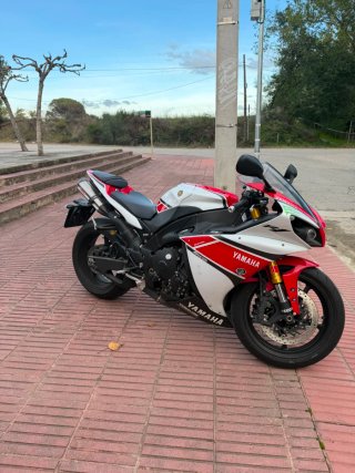Yamaha R1 Crossplane 2012 24k km