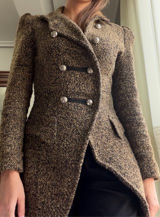 Abrigo Marrón Estilo Militar