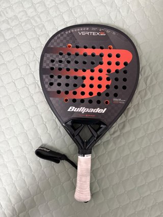 Pala de pádel Bullpadel Vertex 04