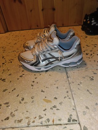 ASICS gel kayano doble cordon