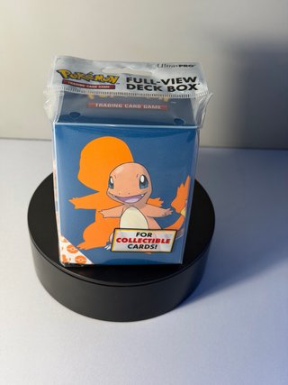 Ultra PRO Charmander Deck Box | Stock disponible