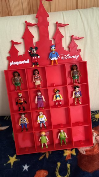 Expositor Playmobil Disney con 14 Figuras