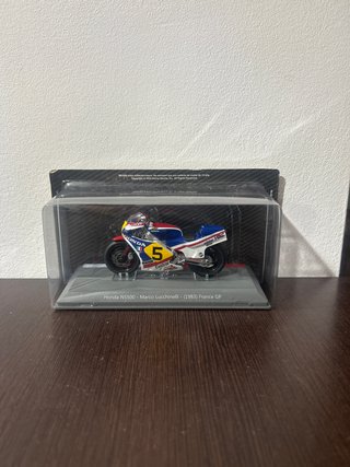 Maqueta Honda NS500 Marco Lucchinelli 1983