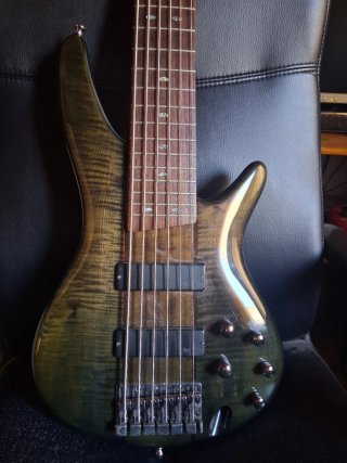 Bajo Ibanez SR706 de 6 cuerdas