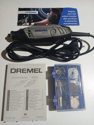 Dremel 3000 con accesorios