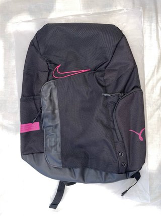 Mochila Nike Elite Negra y Rosa