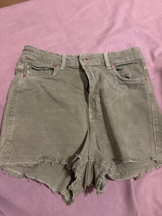 Pantalón corto verde