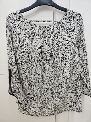Blusa Estampada Blanco y Negro