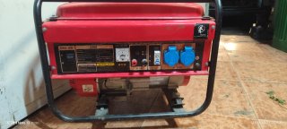 Generador de luz a gasolina