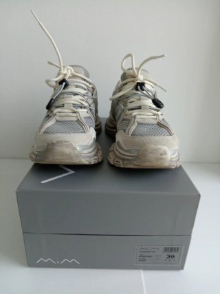 Zapatillas MIM beige talla 36