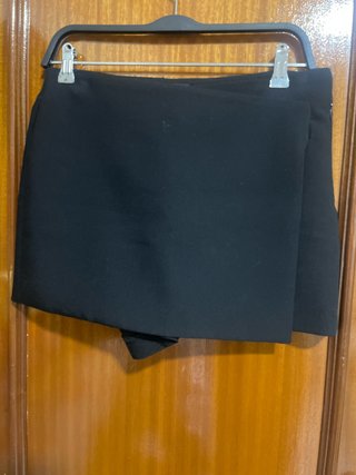 Falda pantalón Zara negra