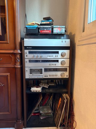 Equipo de Sonido Sharp con Tocadiscos