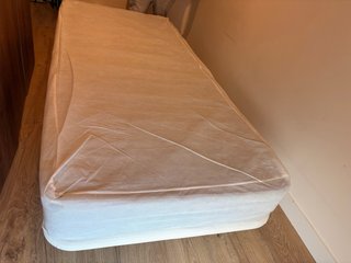 Cama con Colchón y Base 90x200cm