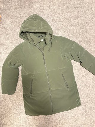 Anorak largo acolchado verde oliva