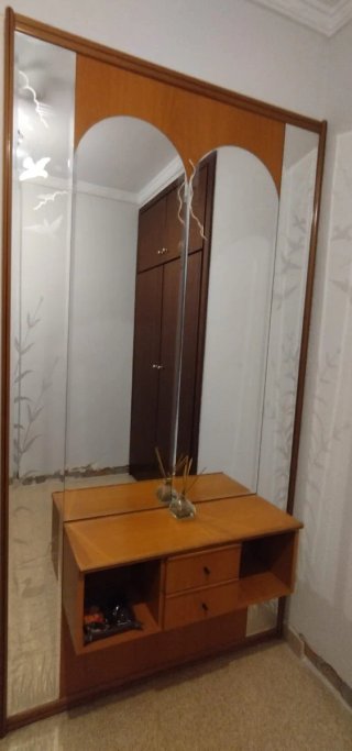 Mueble Recibidor con Espejo y Cajones