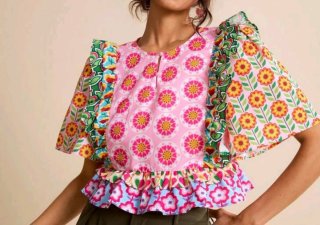 Blusa Estampada con Volantes