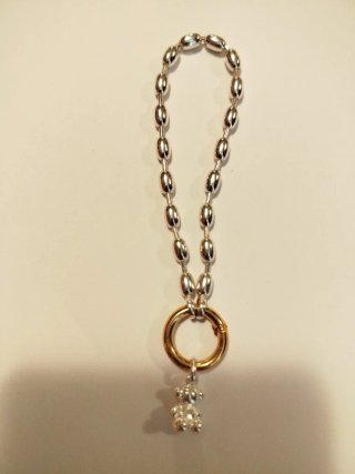 Pulsera TOUS de 18 cm con dije de osito, con caja
