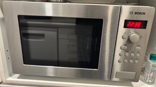 Microondas Bosch 800W Gris
