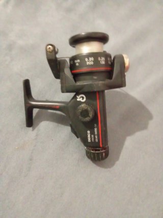 Carrete de Pesca Derco 2806