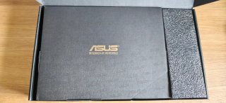Caja de Tarjeta Gráfica ASUS