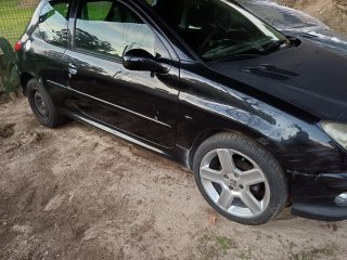 Despiece Peugeot 206 2.0 HDi 90cv