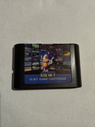 Cartuccia 830 in 1 per Sega Mega Drive