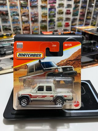 Matchbox Toyota Land Cruiser Pickup