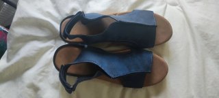 Zuecos Azules