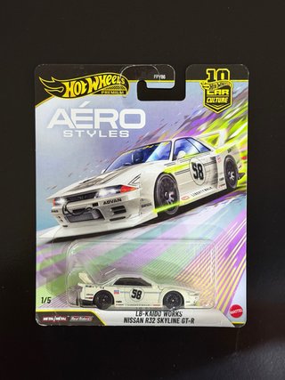 Hot Wheels Premium LB-Kaido Works Nissan R32