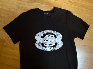 Camiseta Balenciaga Negra