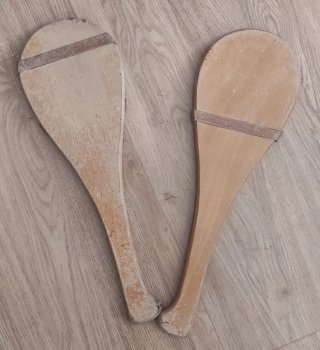 2 Palas Madera pelota vasca o frontón