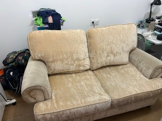 Sofa beig 3 plazas fundas lavables